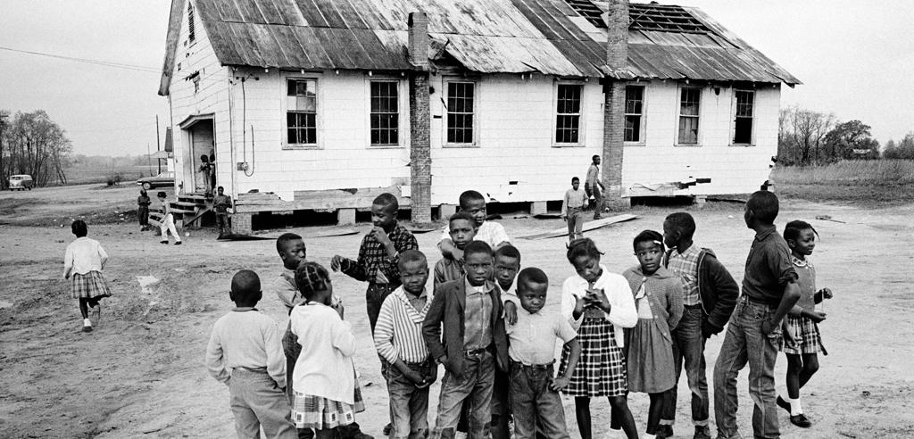 on-nov-02-2004-alabamians-vote-to-keep-school-segregation-in-state